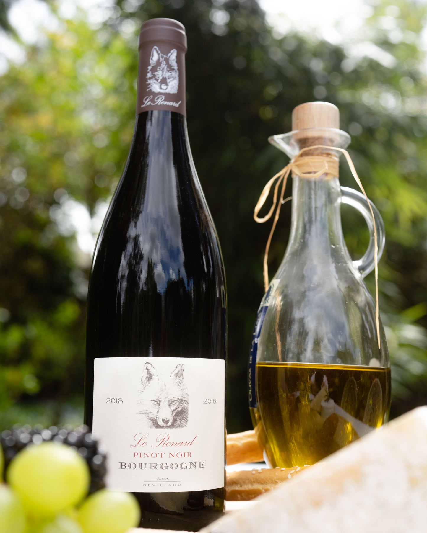 Bourgogne Pinot Noir 'Le Renard', 2018, Domaines Devillard, Half Bottle